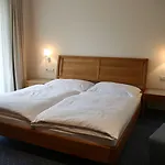 Tritscher 4*