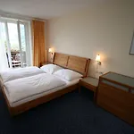 Tritscher דירה 4*