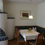Tritscher 4*