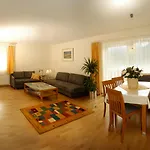 Tritscher 4*