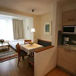 Tritscher 4*