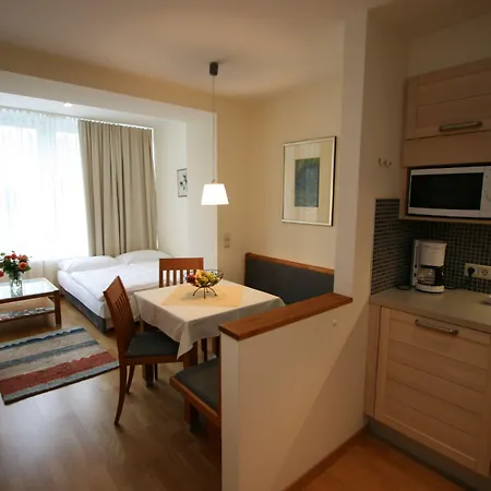 Tritscher 4*