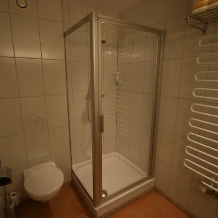 Tritscher 4* שלאדמינג