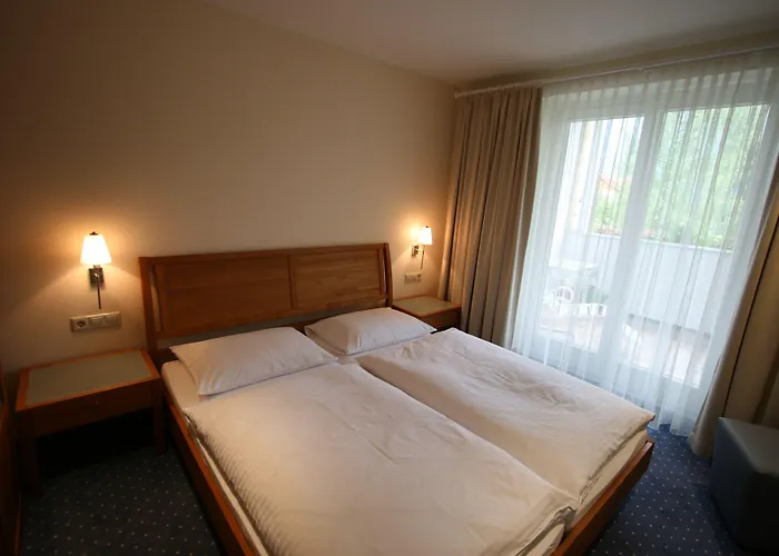 Tritscher 4* 斯拉德明